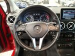 Mercedes-Benz B 2013 Punainen