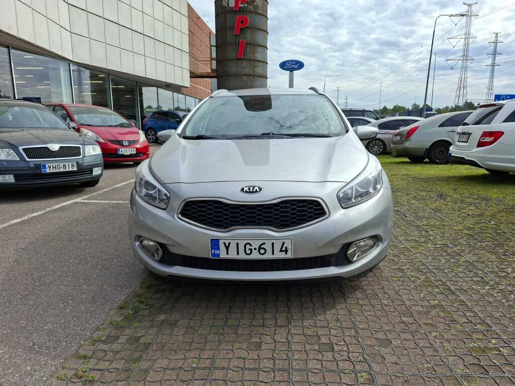 Kia Ceed 2013 Hopea