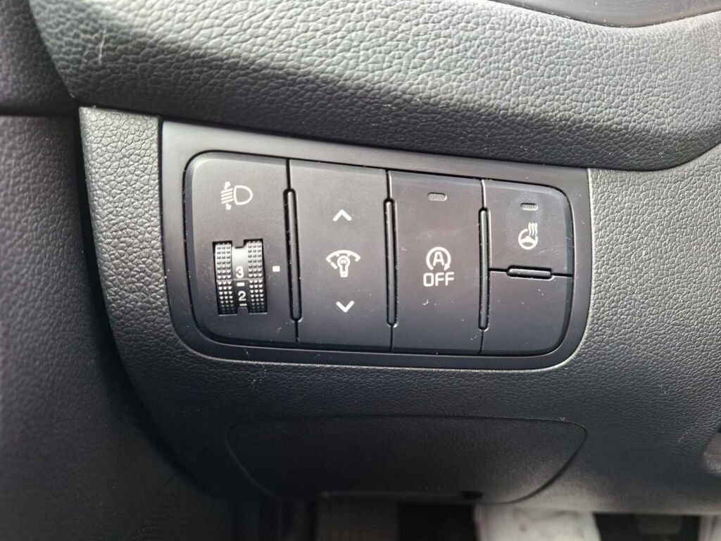 Kia Ceed 2013 Hopea