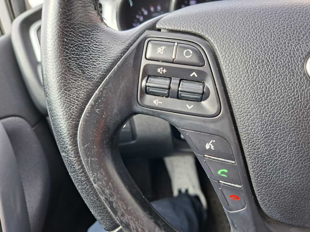 Kia Ceed 2013 Hopea