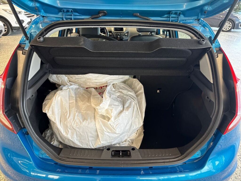 Ford Fiesta 2013 Sininen