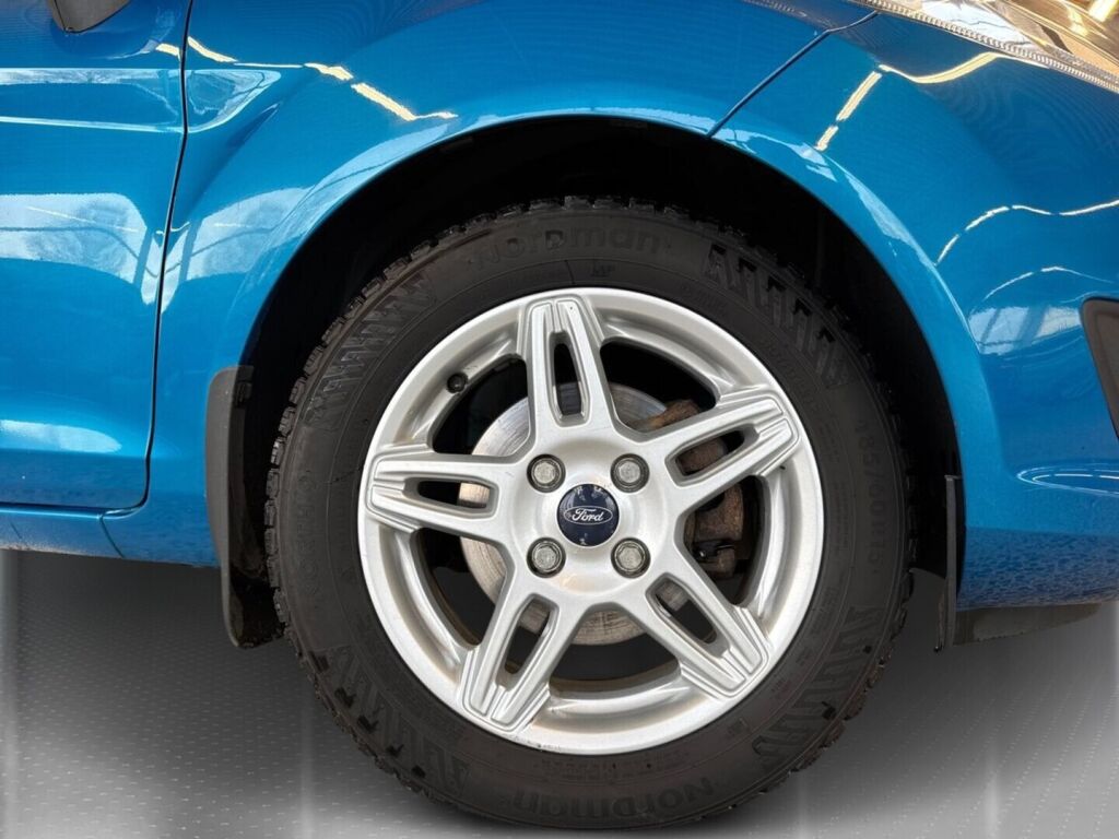 Ford Fiesta 2013 Sininen