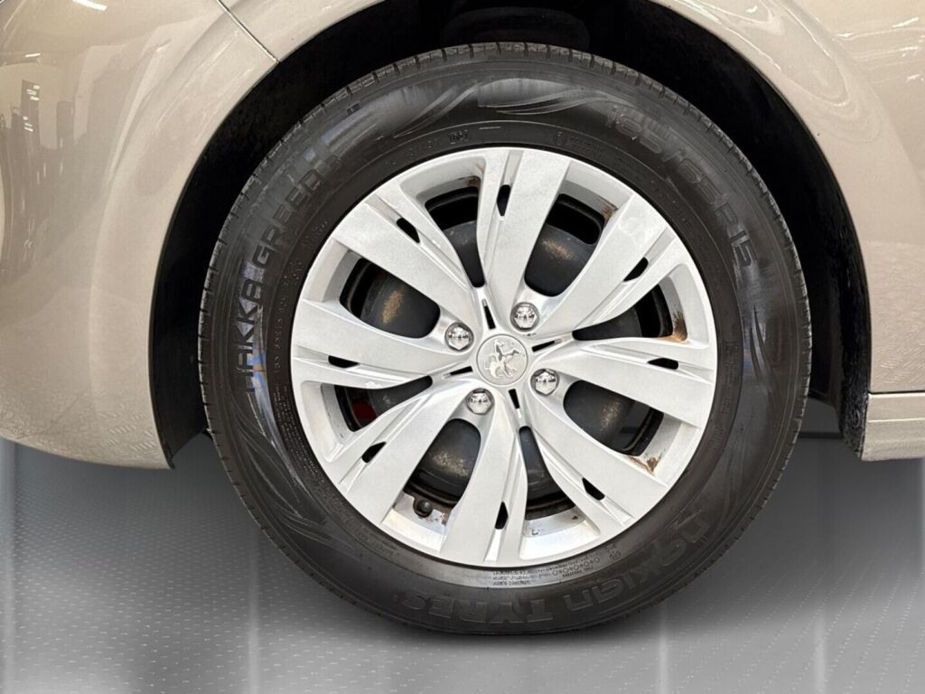 Peugeot 208 2013 Harmaa