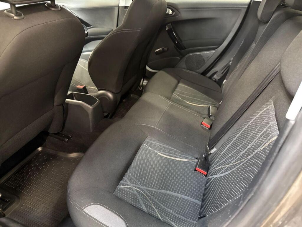 Peugeot 208 2013 Harmaa