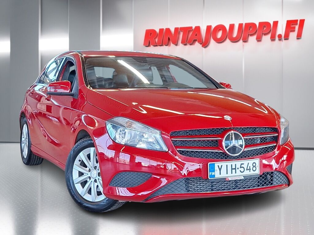 Mercedes-Benz A 2013 Punainen