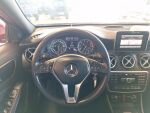Mercedes-Benz A 2013 Punainen