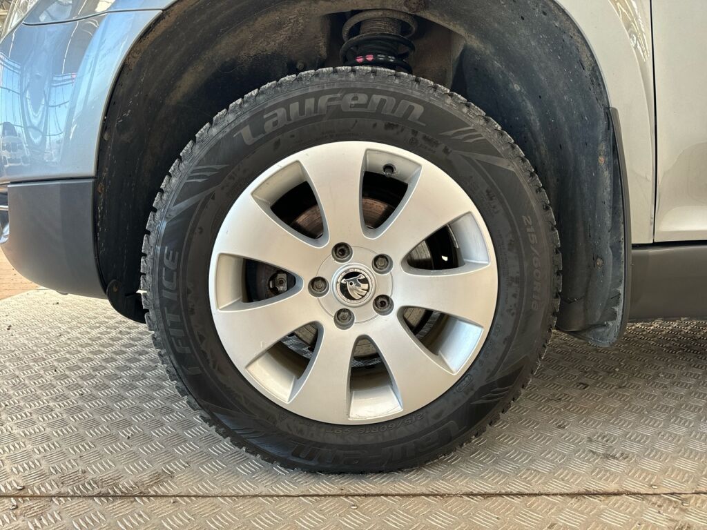 Skoda Yeti 2013 Hopea