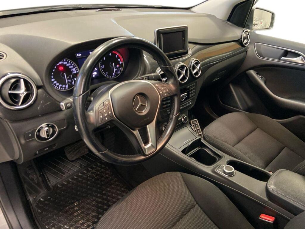 Mercedes-Benz B 2013 Harmaa