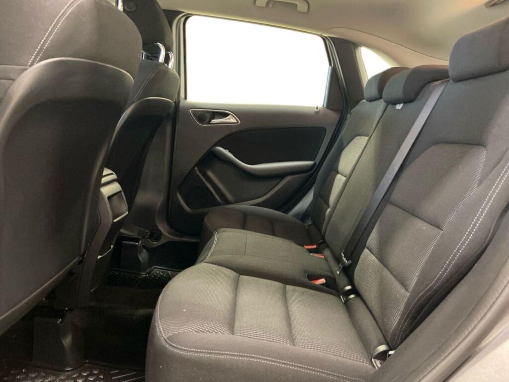 Mercedes-Benz B 2013 Harmaa