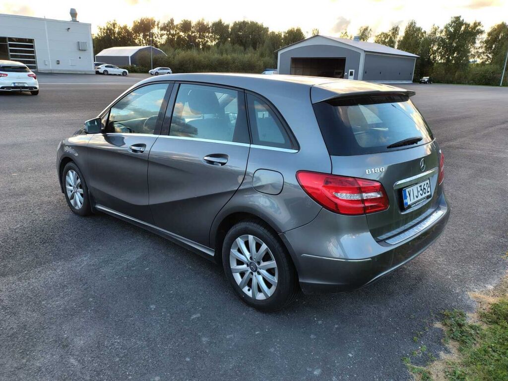 Mercedes-Benz B 2013 Harmaa