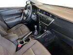 Toyota Auris 2013 Ruskea (beige)