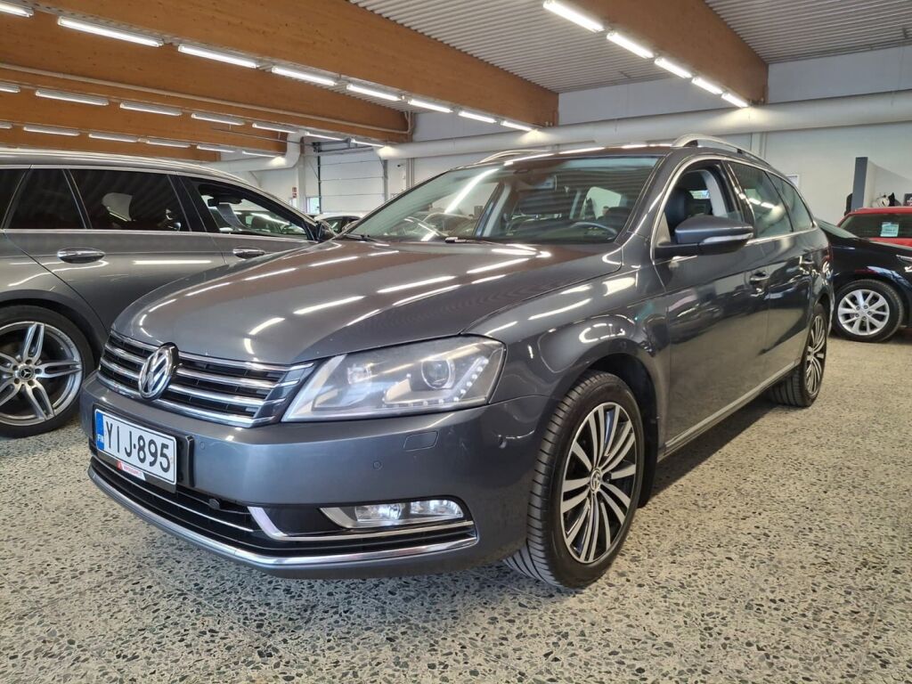 Volkswagen Passat 2013 Harmaa