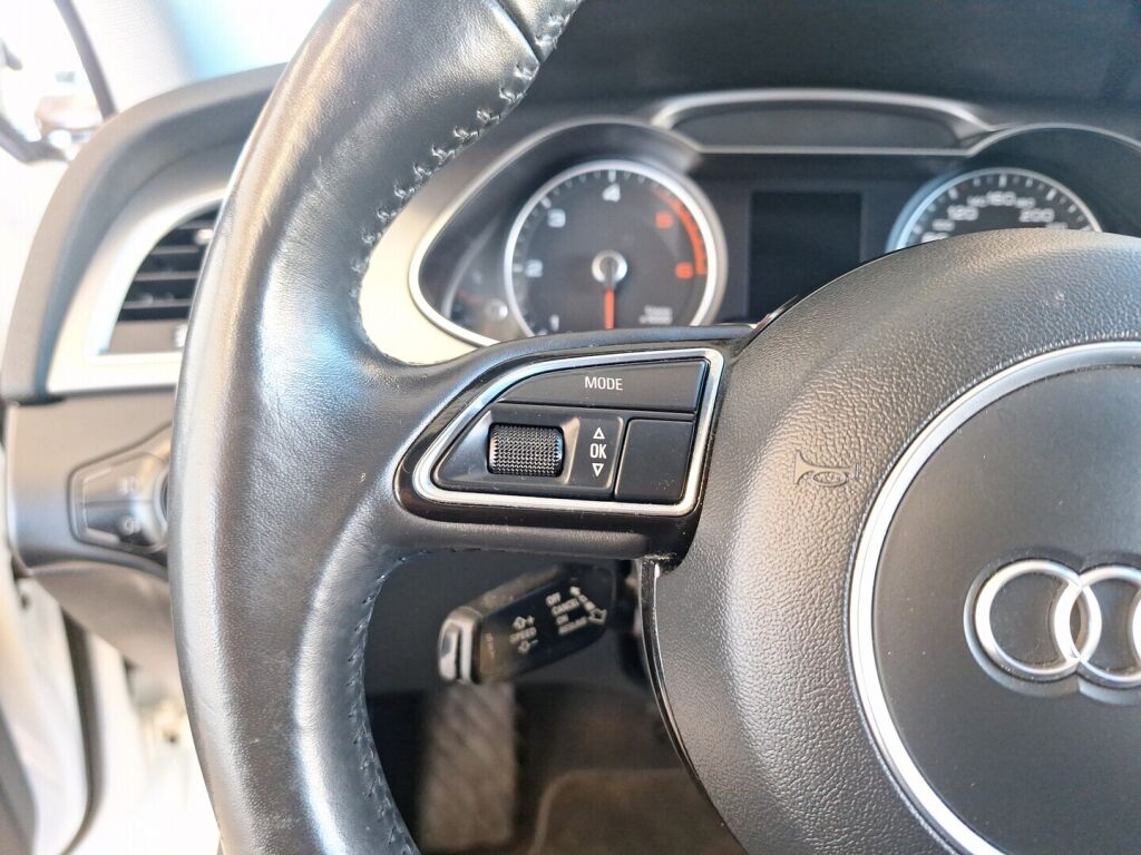 Audi A4 2013 Valkoinen