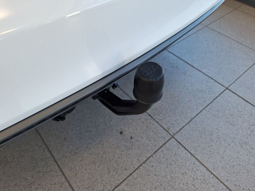 Audi A4 2013 Valkoinen