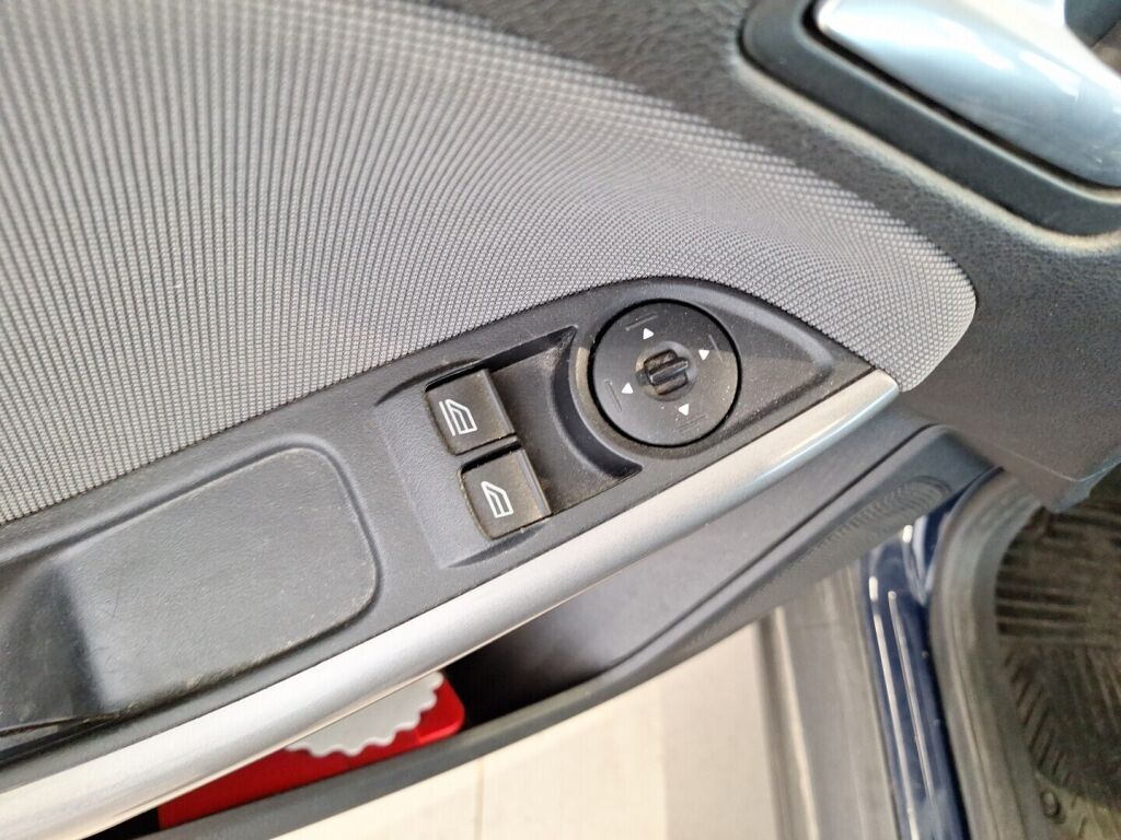 Ford Focus 2013 Sininen