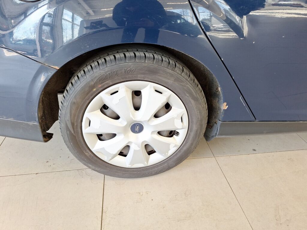 Ford Focus 2013 Sininen