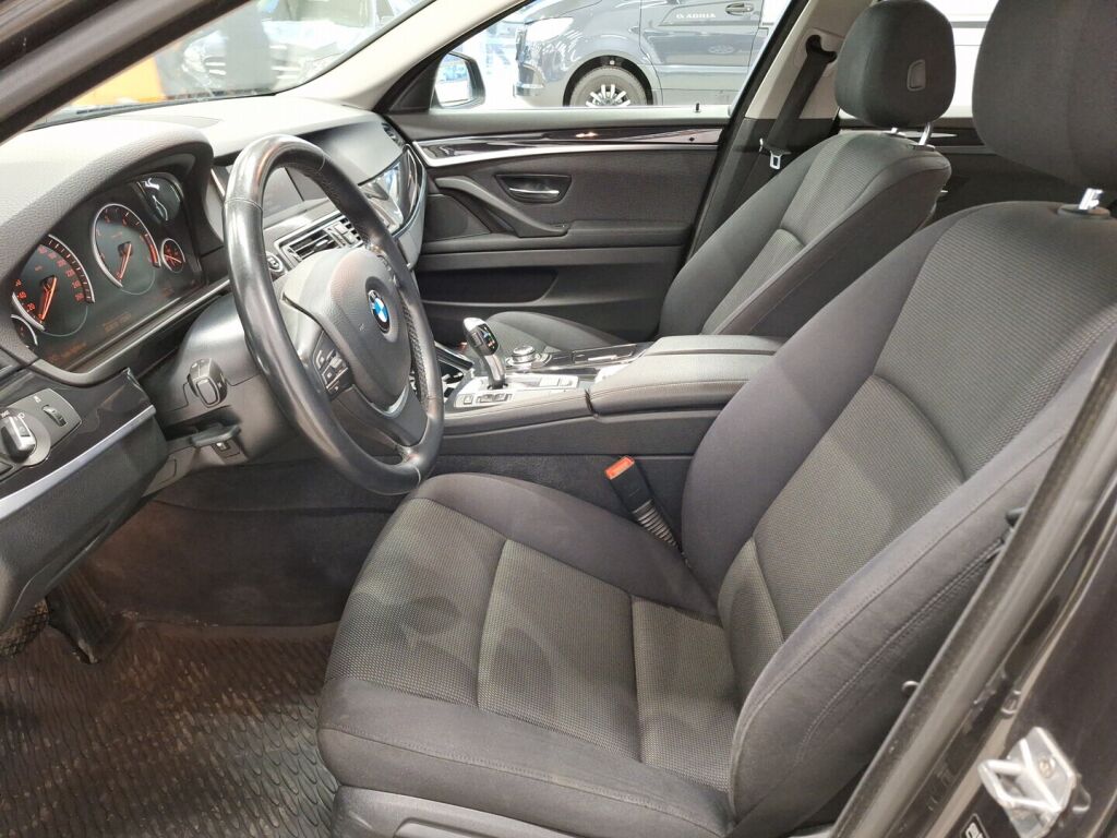 BMW 518 2013 Harmaa