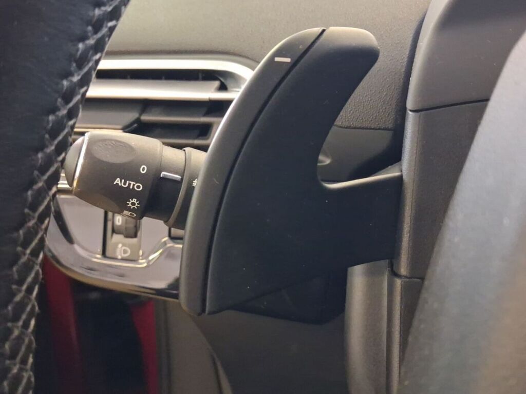 Citroen C4 Picasso 2013 Punainen