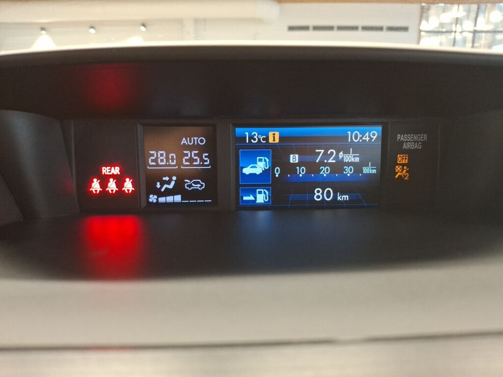 Subaru Forester 2013 Valkoinen