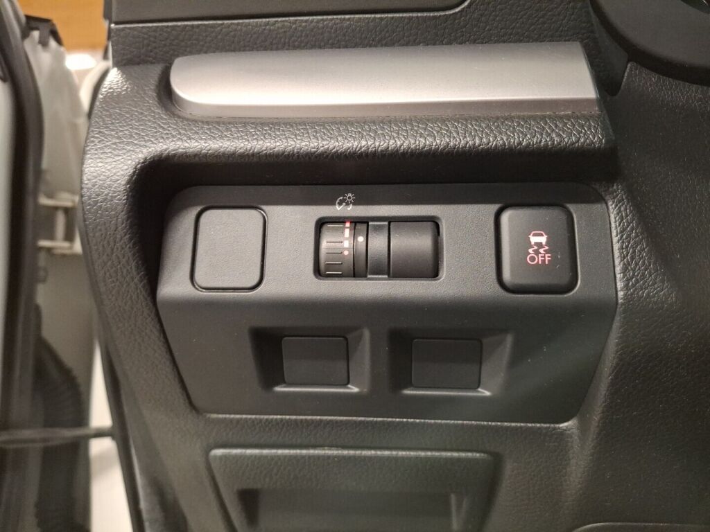 Subaru Forester 2013 Valkoinen