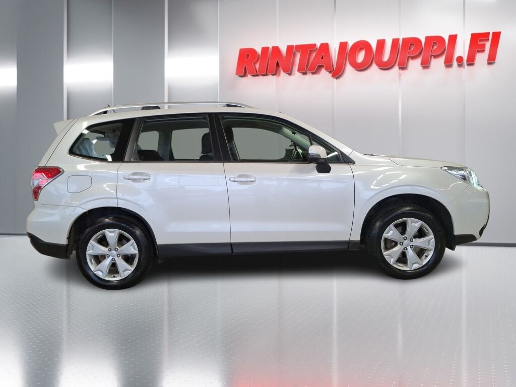 Subaru Forester 2013 Valkoinen