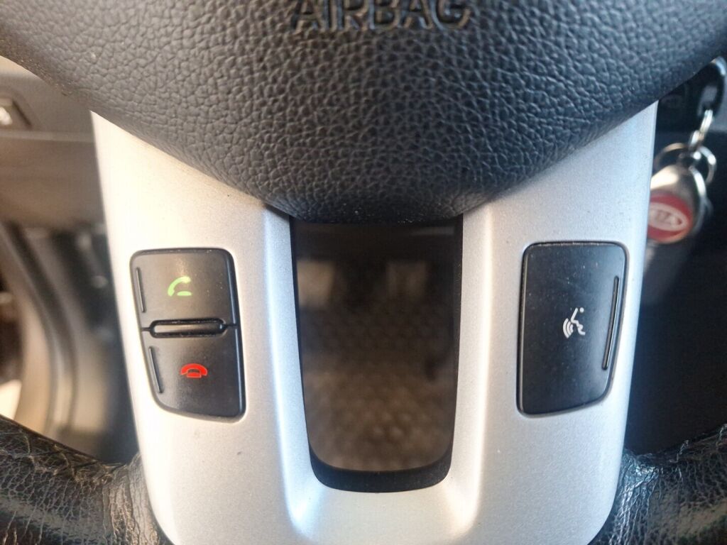 Kia Sportage 2013 Ruskea (beige)