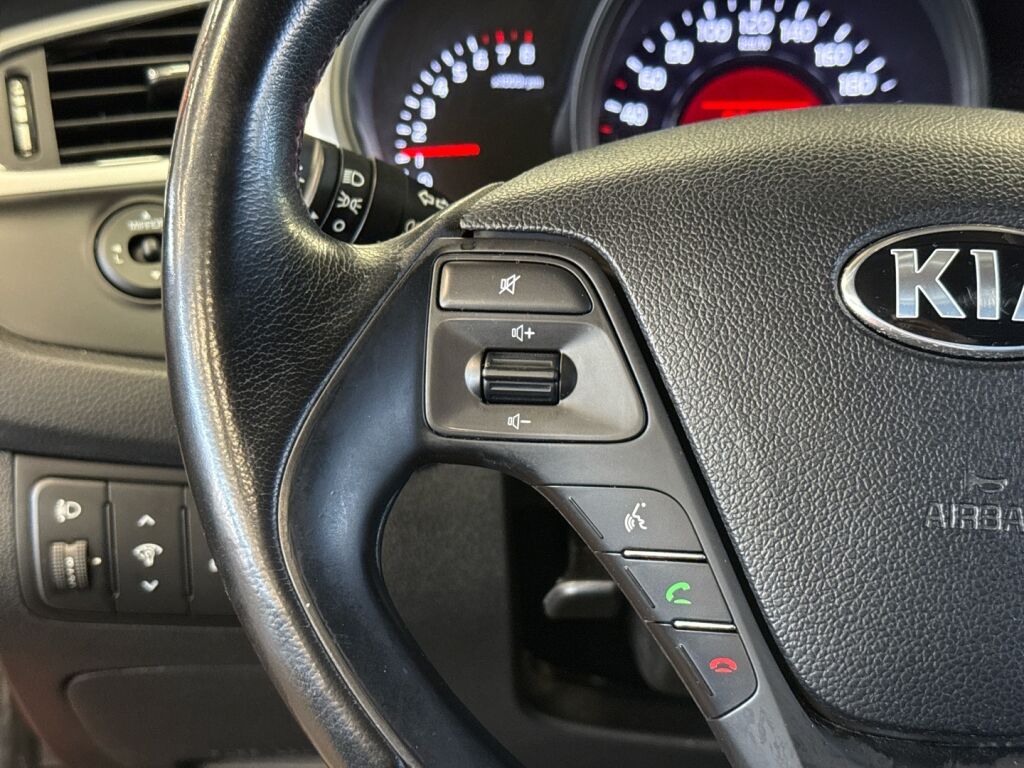 Kia ProCeed 2014 Oranssi