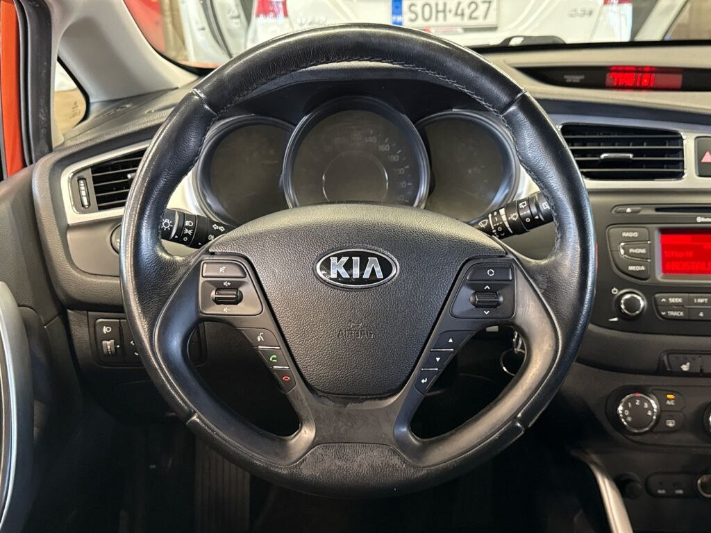 Kia ProCeed 2014 Oranssi