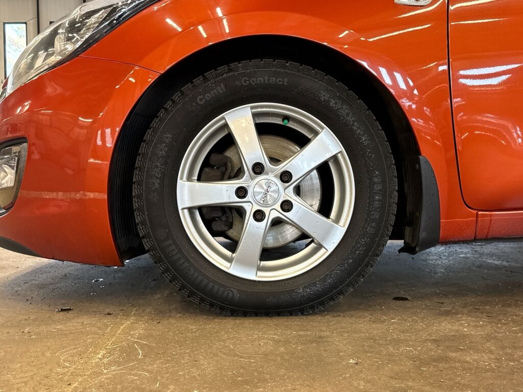 Kia ProCeed 2014 Oranssi