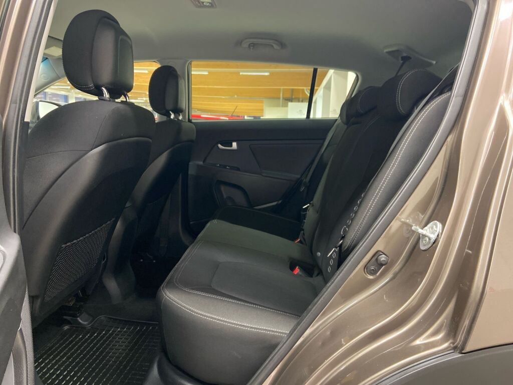 Kia Sportage 2013 Ruskea (beige)