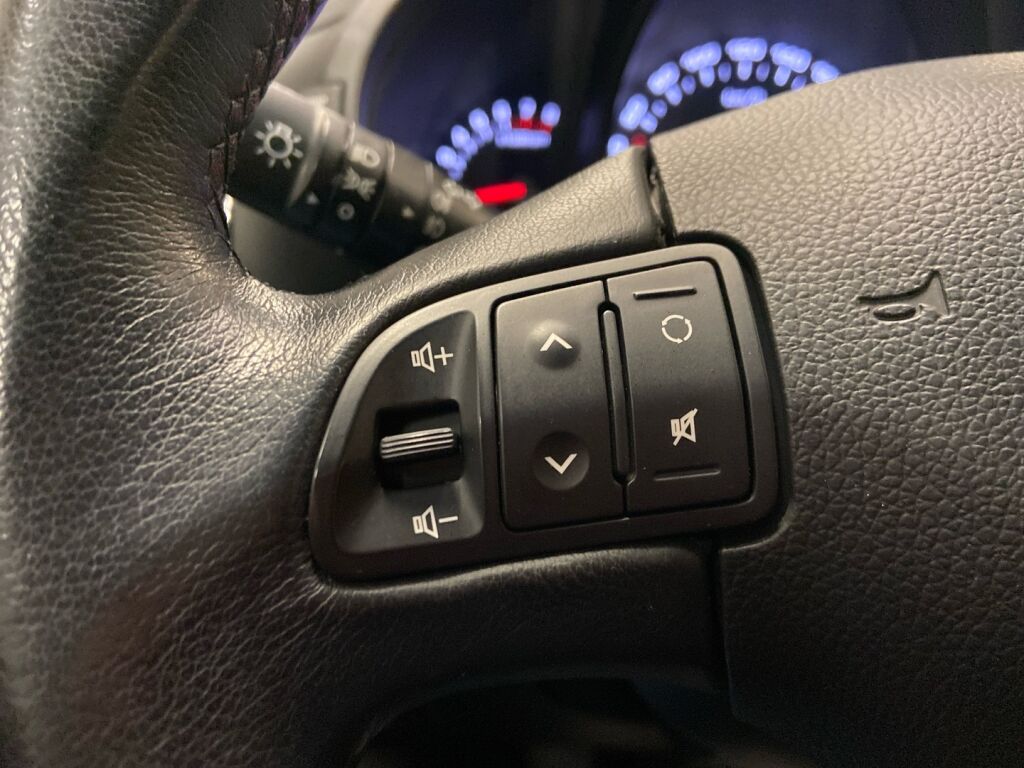 Kia Sportage 2013 Ruskea (beige)