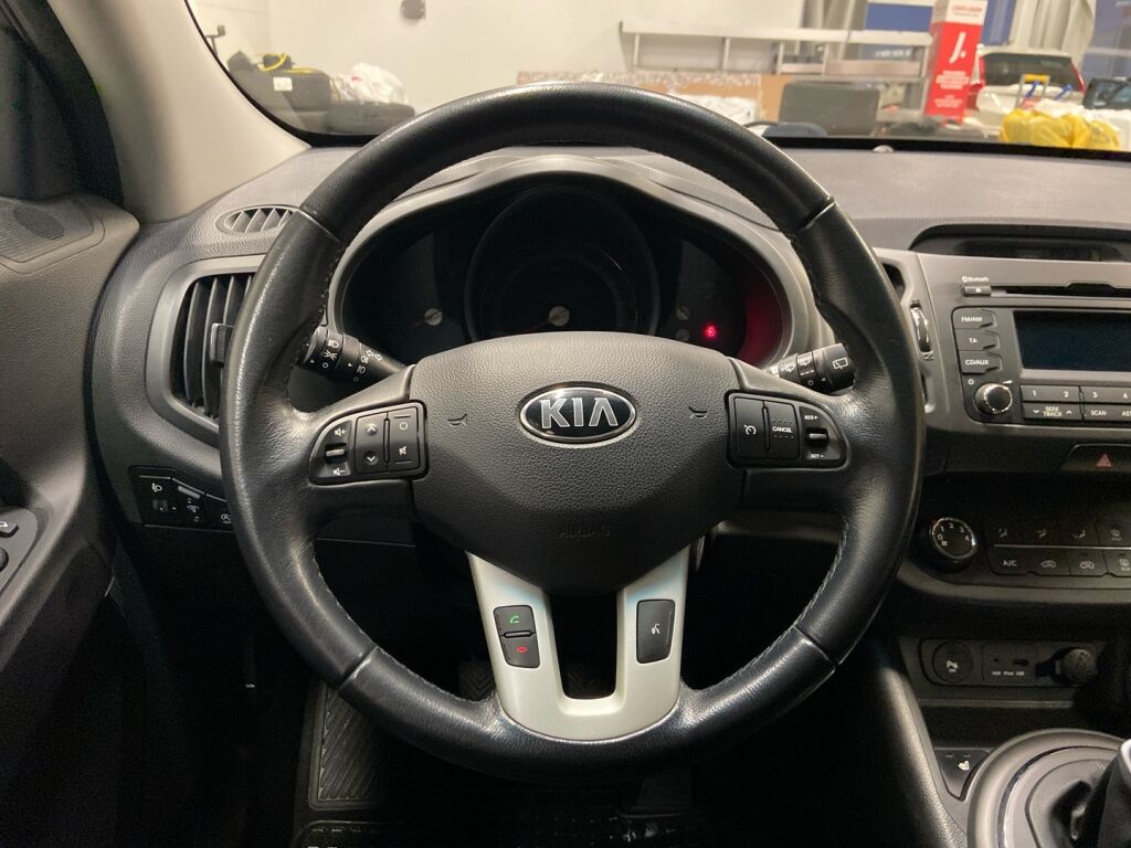 Kia Sportage 2013 Ruskea (beige)
