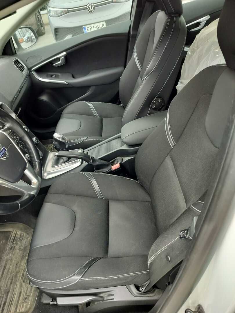 Volvo V40 2013 Valkoinen