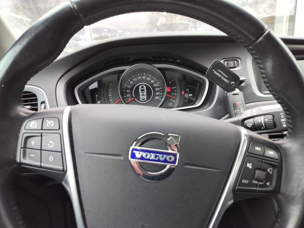 Volvo V40 2013 Valkoinen