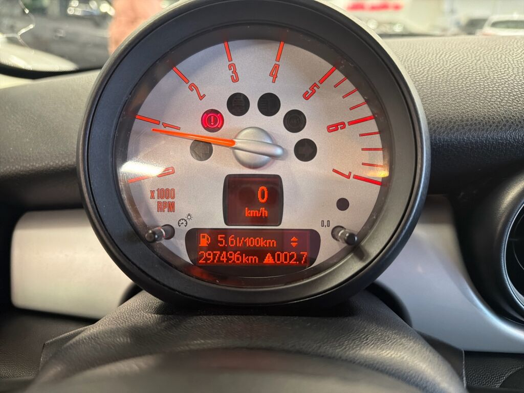 Mini One 2011 Punainen