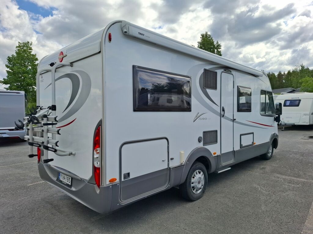 Bürstner Viseo i 7071 2014 Valkoinen