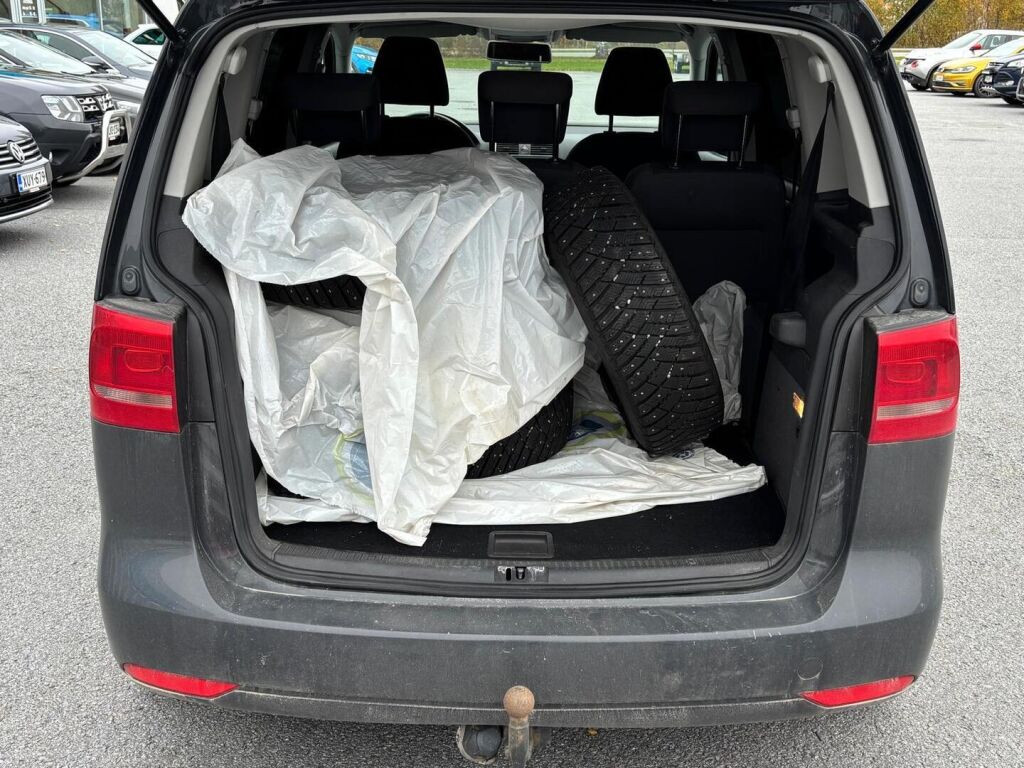 Volkswagen Touran 2014 Harmaa