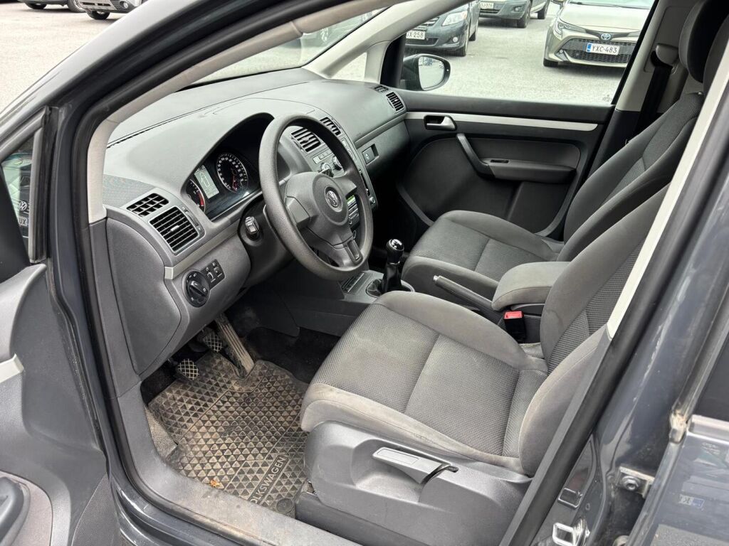 Volkswagen Touran 2014 Harmaa