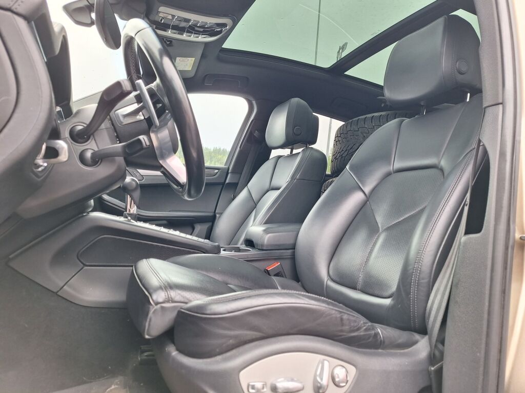 Porsche Macan 2015 Harmaa