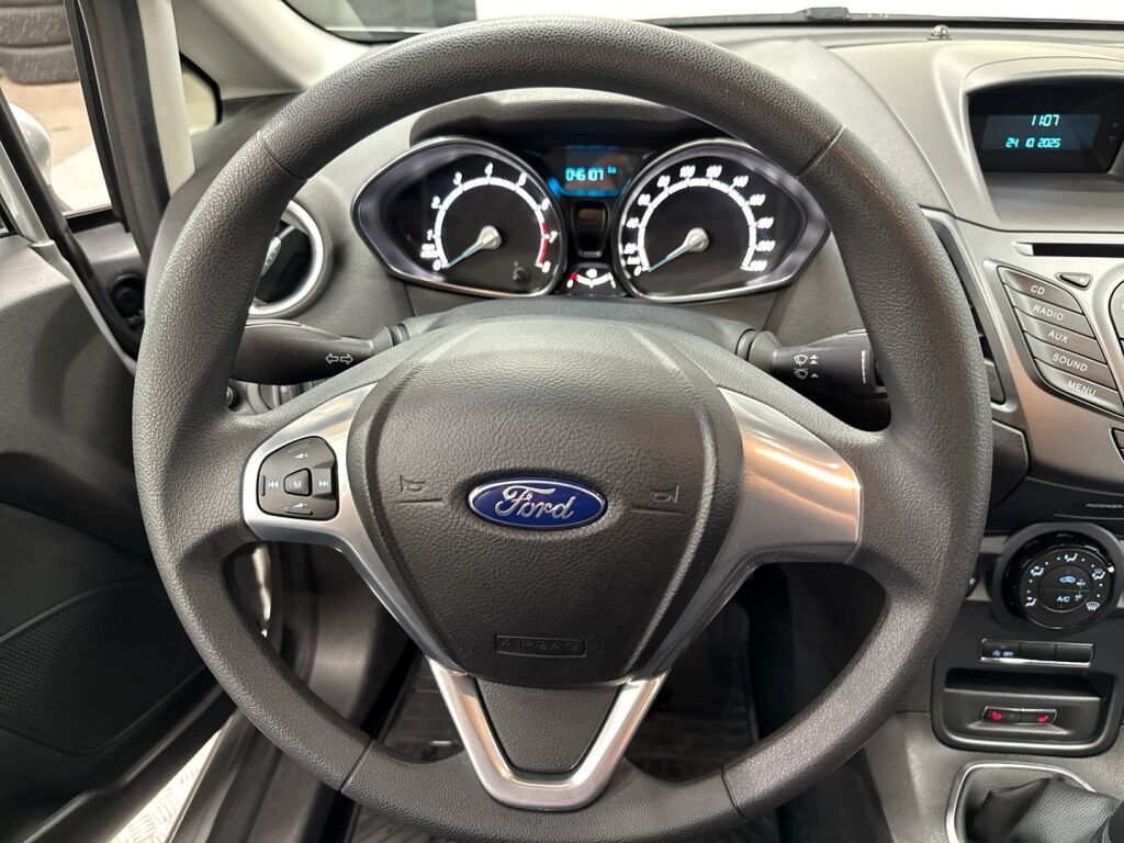 Ford Fiesta 2014 Harmaa