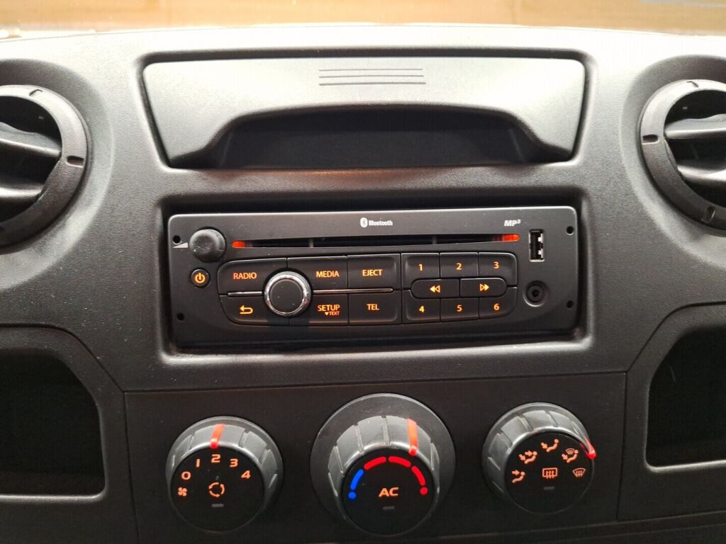 Nissan NV400 2014 Harmaa