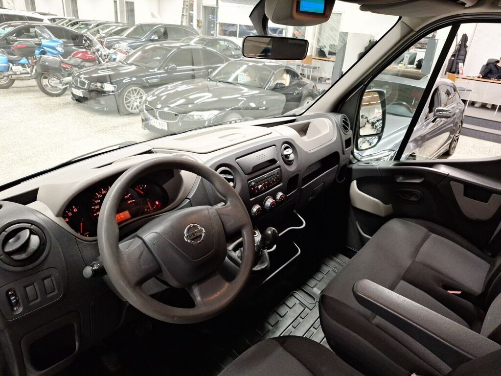Nissan NV400 2014 Harmaa
