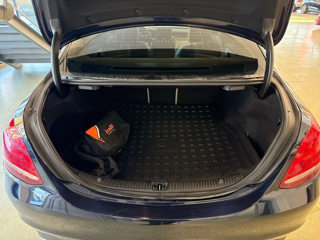 Mercedes-Benz C 2014 Sininen