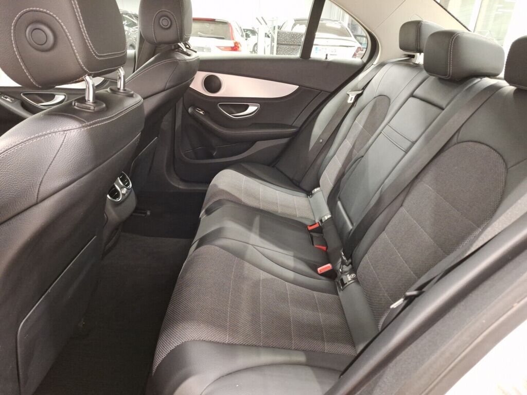 Mercedes-Benz C 2014 Valkoinen