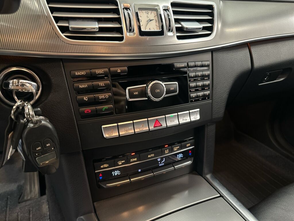 Mercedes-Benz E 2014 Valkoinen