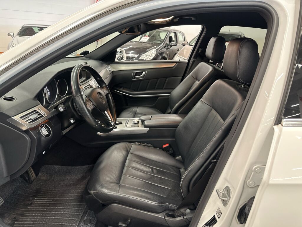 Mercedes-Benz E 2014 Valkoinen