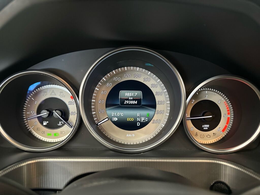 Mercedes-Benz E 2014 Valkoinen