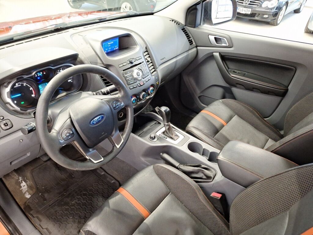 Ford Ranger 2014 Punainen