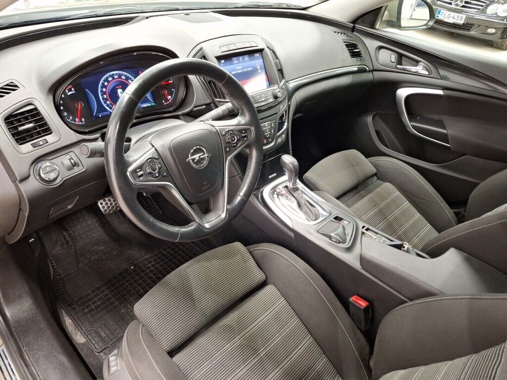 Opel Insignia 2015 Ruskea (beige)