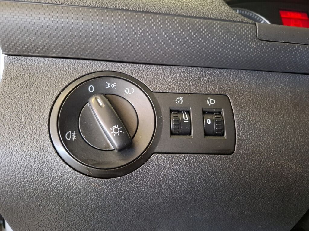 Volkswagen Caddy 2009 Harmaa